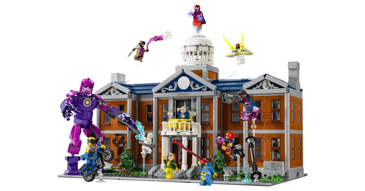 LEGO Marvel X-Men: The X-Mansion 76294, a brick mansion with a white dome, a purple Sentinel robot and X-Men minifigures