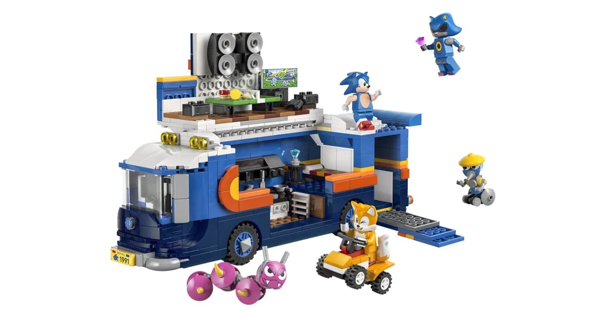 LEGO Sonic the Hedgehog Team Sonic Command Truck 77006, a blue truck with an open side, Sonic and Tails figures, a small ATV and two Badnik robots